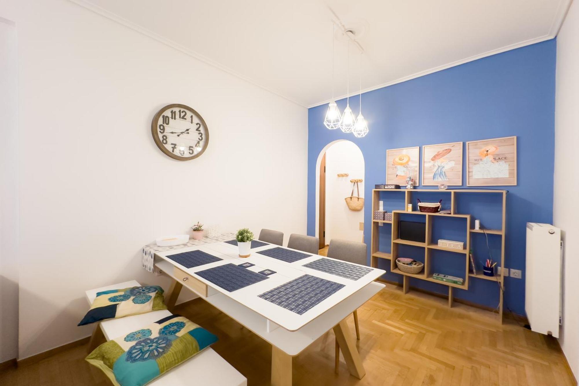 Urban Comfort Near Downtown Apartment Athens